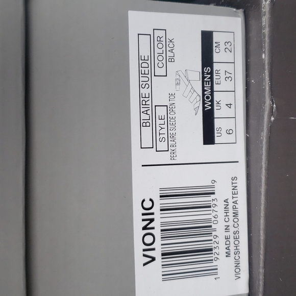 Vionic Black Suede Strappy Stacked Block Heel Blaire Sandals Heels New 6 6.5 - Picture 14 of 15